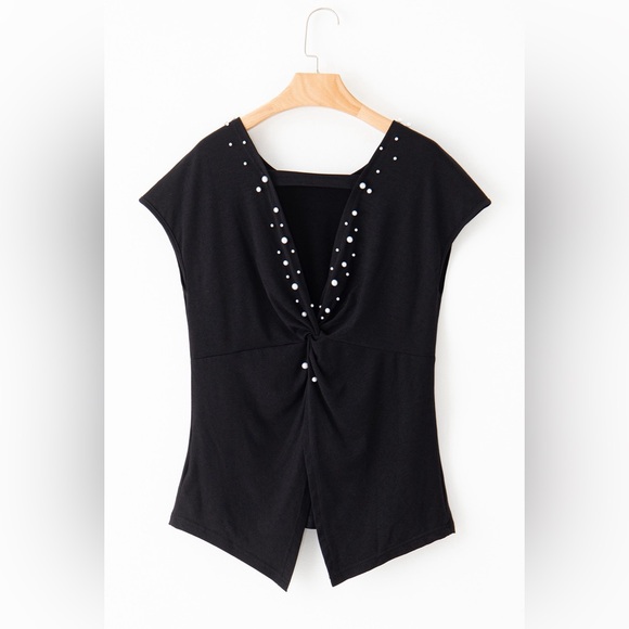 Black Pearls Embellished Twist Back Tee - Picture 4 of 13